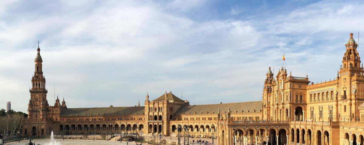 Private tour highlights of Seville Plaza España