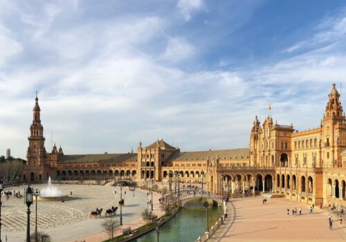 Private tour highlights of Seville Plaza España